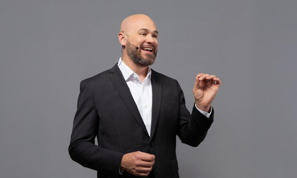 how-small-teams-are-redefining-scale:-an-interview-with-todd-gregory-smith,-ceo-of-taho